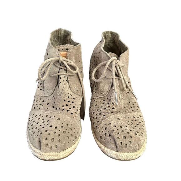 Toms Moroccan Taupe Suede Cutout Eyelets Lace Up Espadrille Wedge Heel Size 9 - Picture 2 of 9